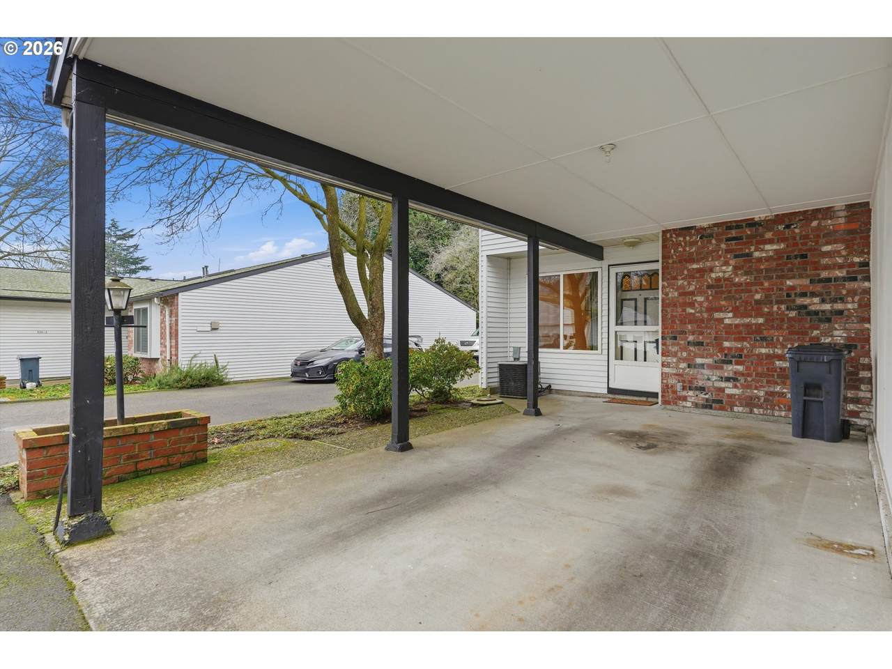 https://bt-photos.global.ssl.fastly.net/portland/1280_boomver_1_659325856-2.jpg