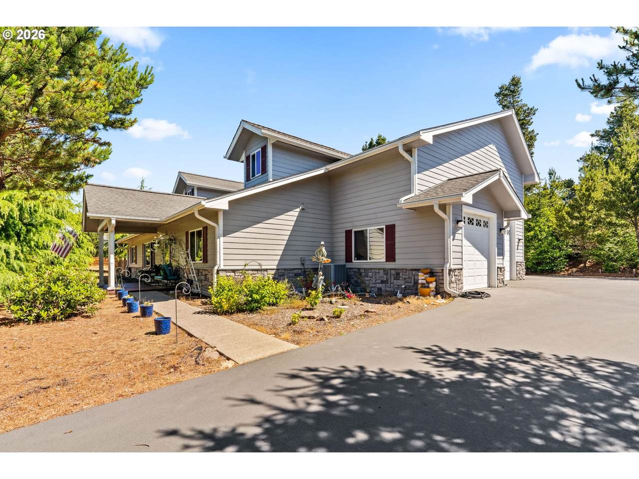 https://bt-photos.global.ssl.fastly.net/portland/1280_boomver_1_659546746-2.jpg