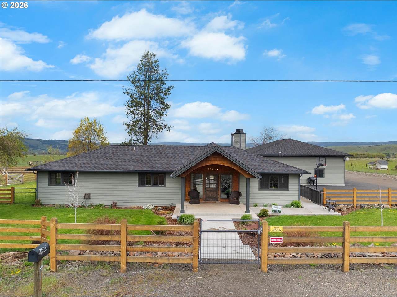 https://bt-photos.global.ssl.fastly.net/portland/1280_boomver_1_659826732-2.jpg