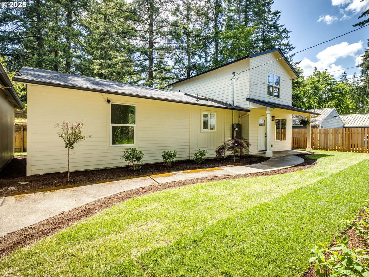 13928 Rhone St - Photo 1