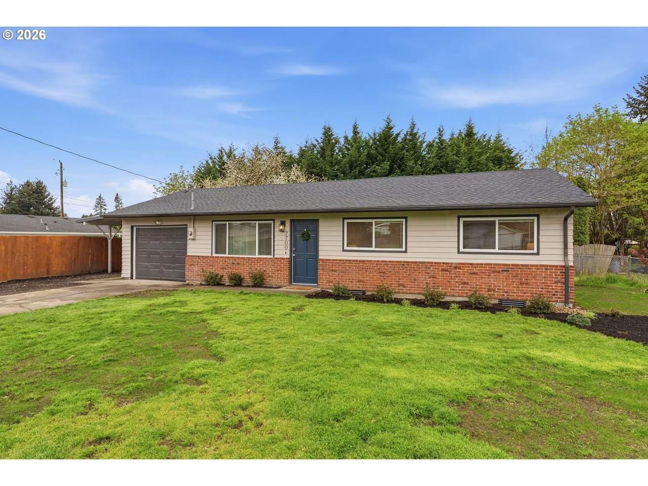 7700 101ST Ave - Photo 1