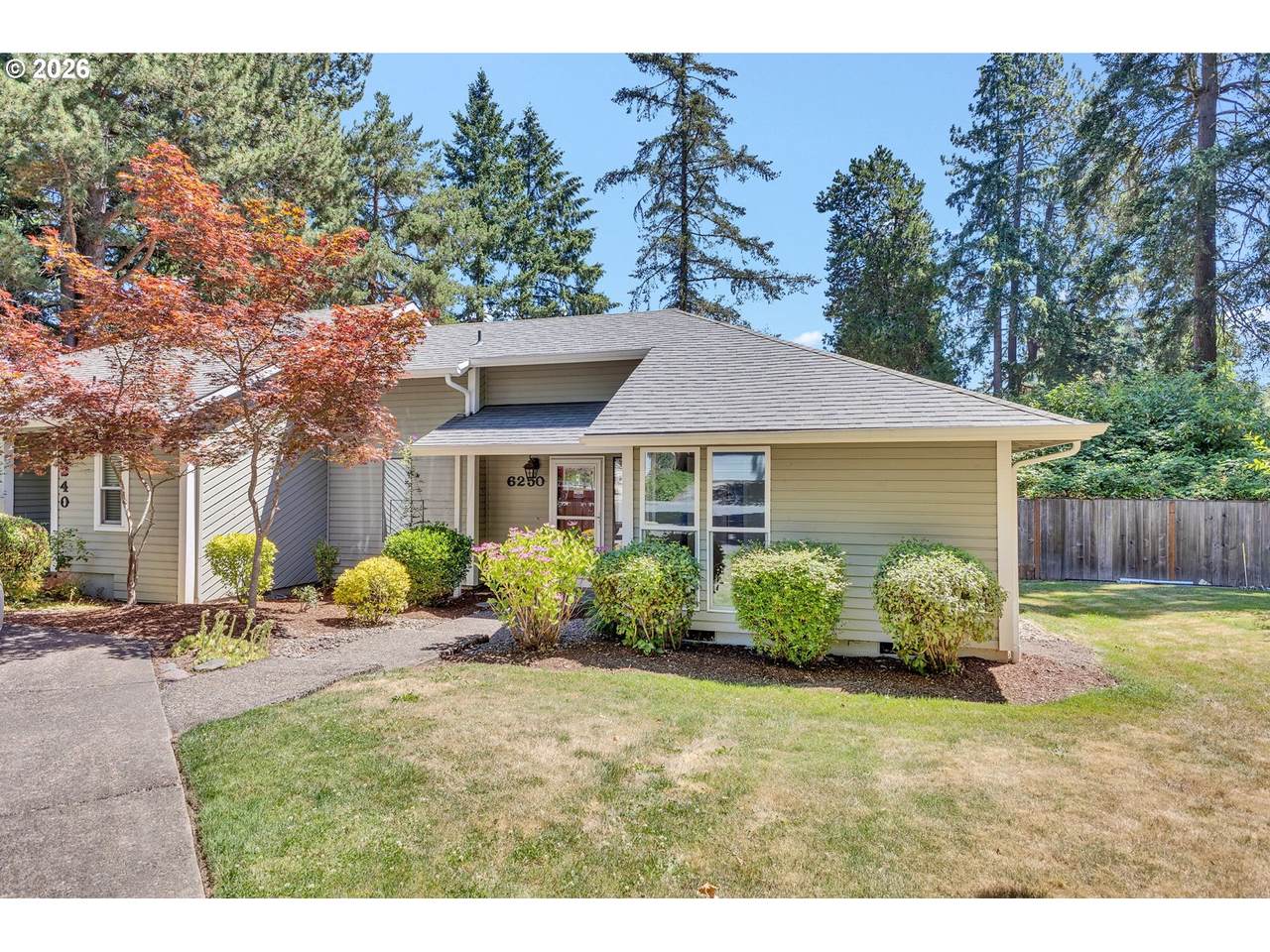 https://bt-photos.global.ssl.fastly.net/portland/1280_boomver_1_662597372-2.jpg