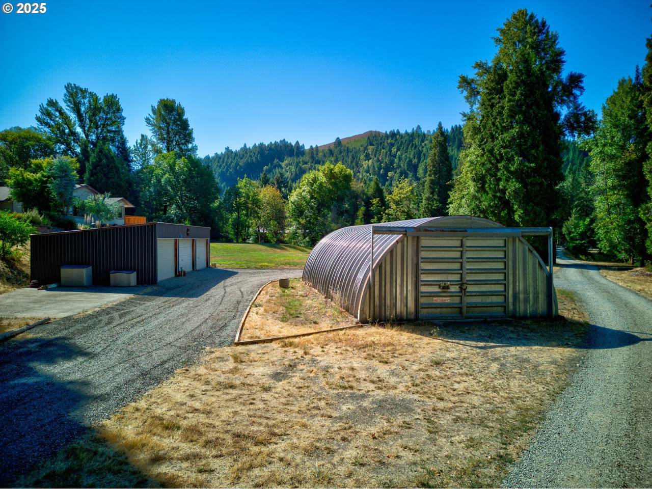 https://bt-photos.global.ssl.fastly.net/portland/1280_boomver_1_662900288-2.jpg