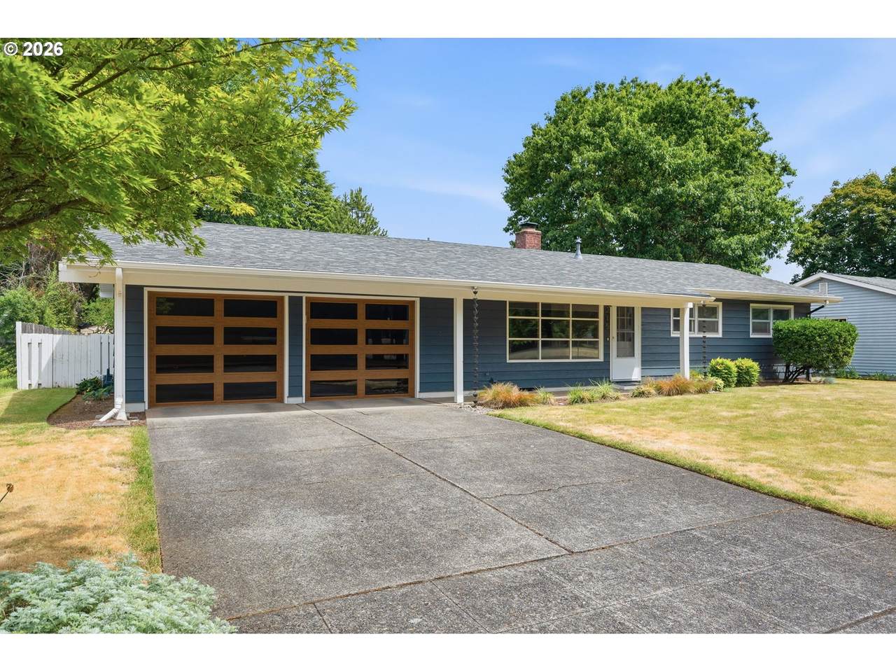 215 Nashville Way - Photo 1