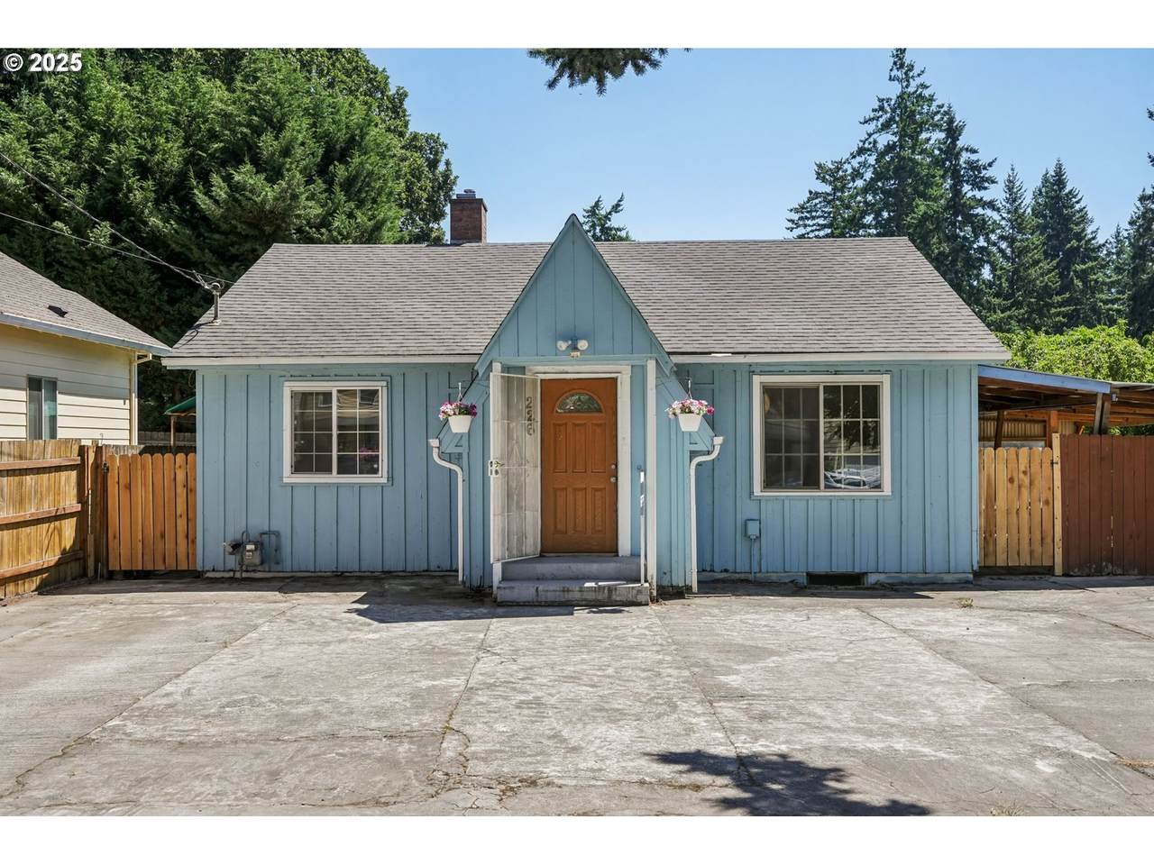 226 157TH Ave - Photo 1