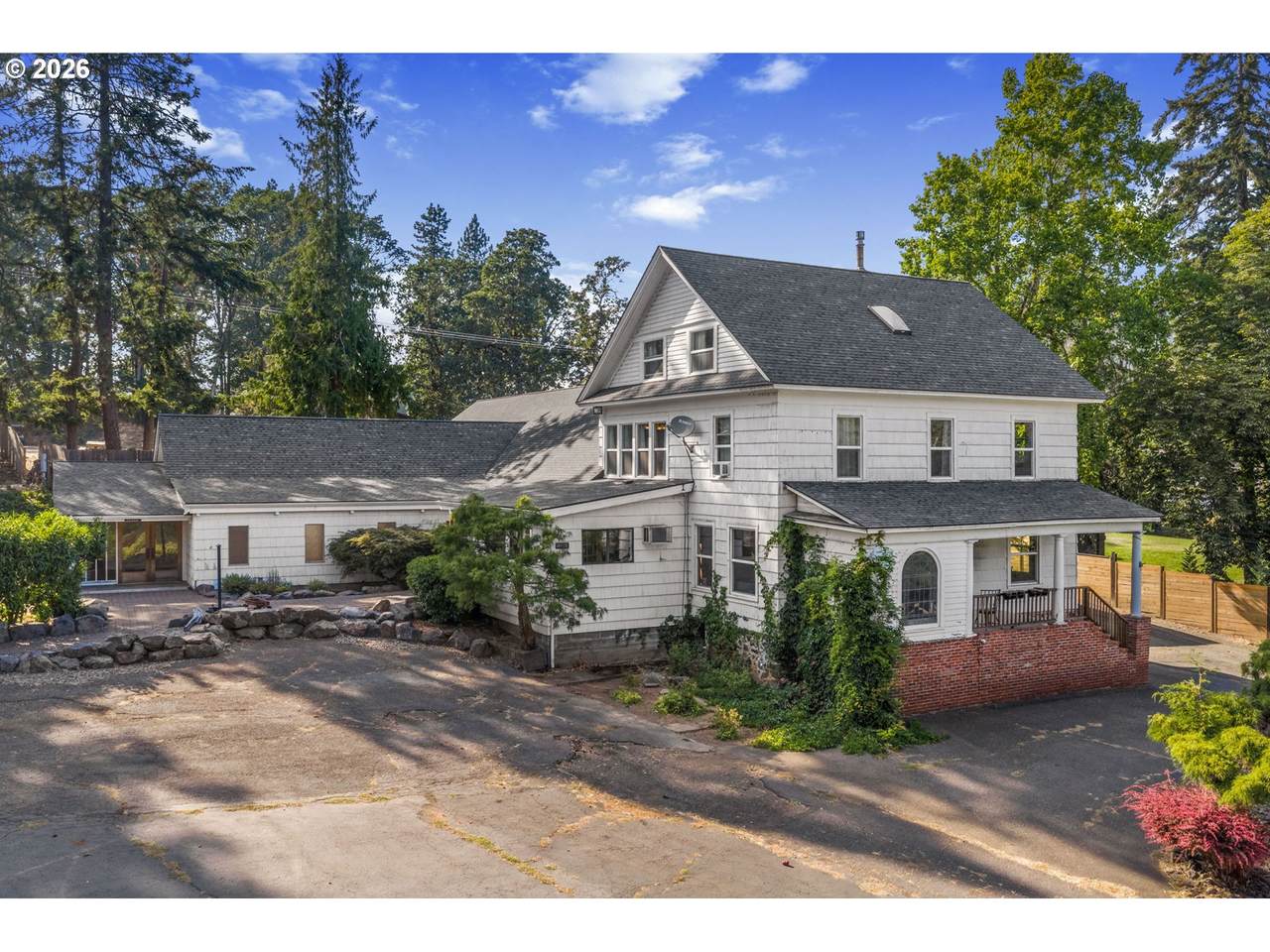 https://bt-photos.global.ssl.fastly.net/portland/1280_boomver_1_665175879-2.jpg