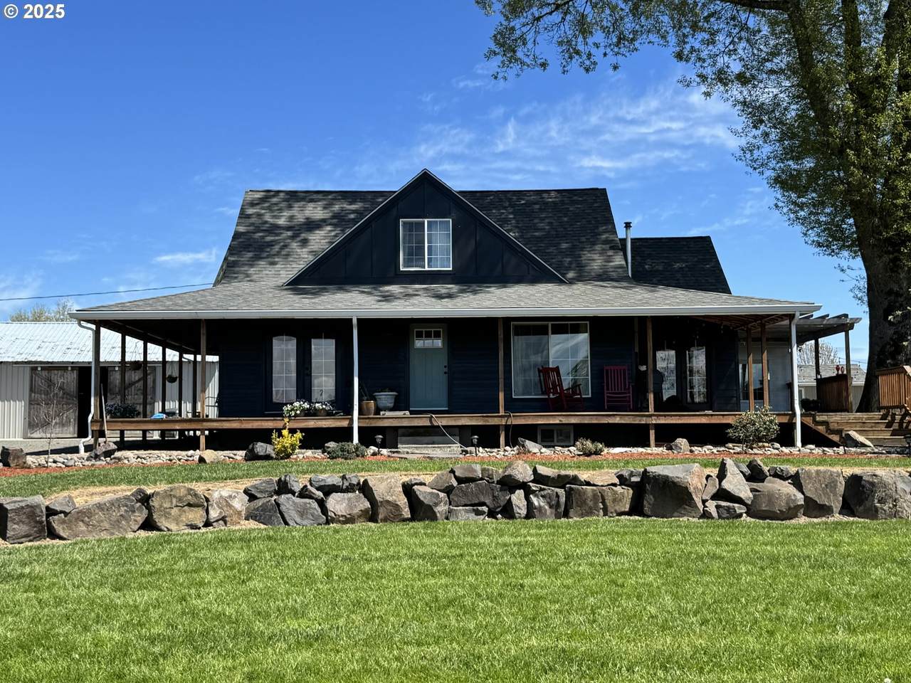 37929 Kelly Rd - Photo 1