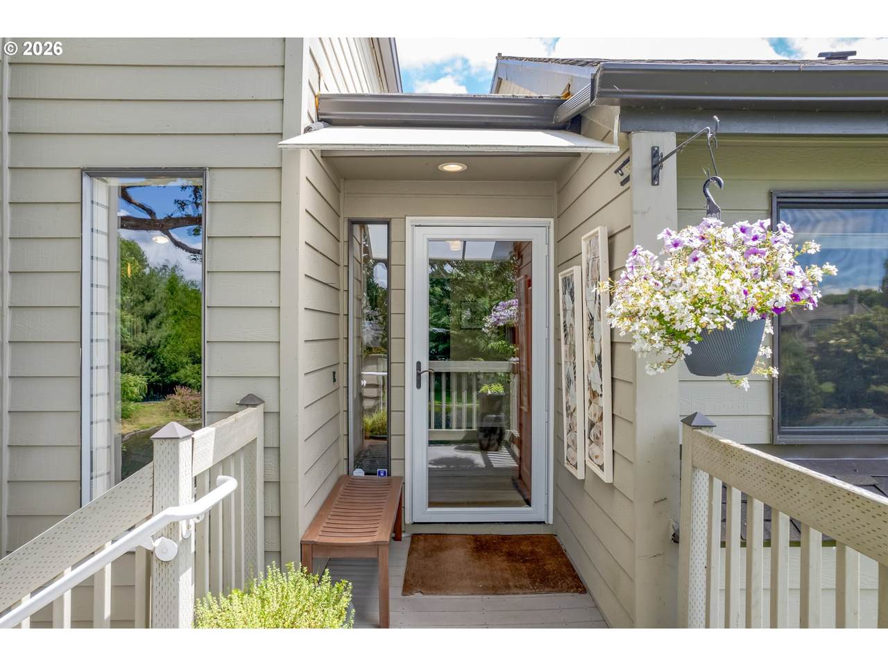 https://bt-photos.global.ssl.fastly.net/portland/1280_boomver_1_666093009-2.jpg