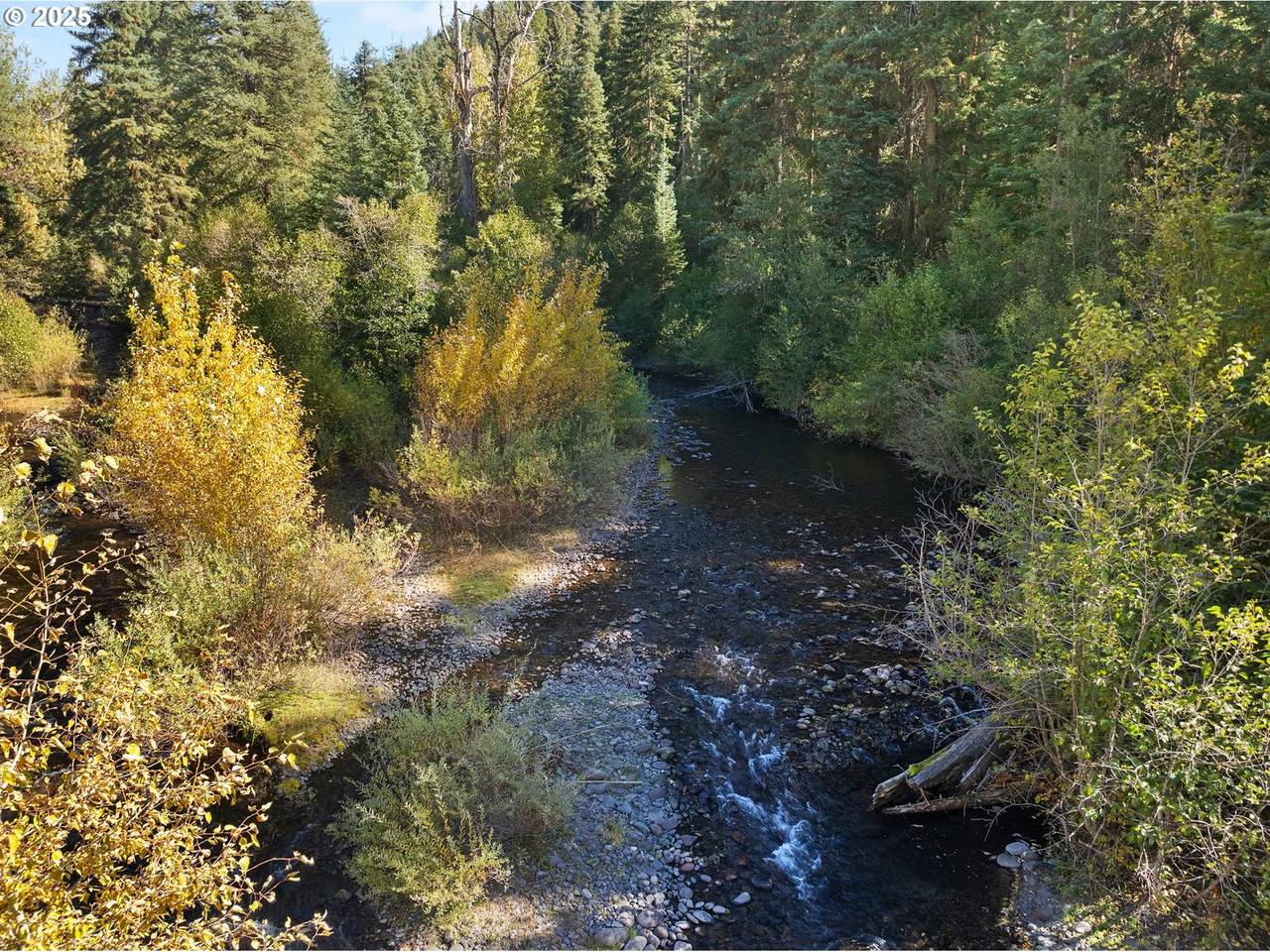 https://bt-photos.global.ssl.fastly.net/portland/1280_boomver_1_666204778-2.jpg