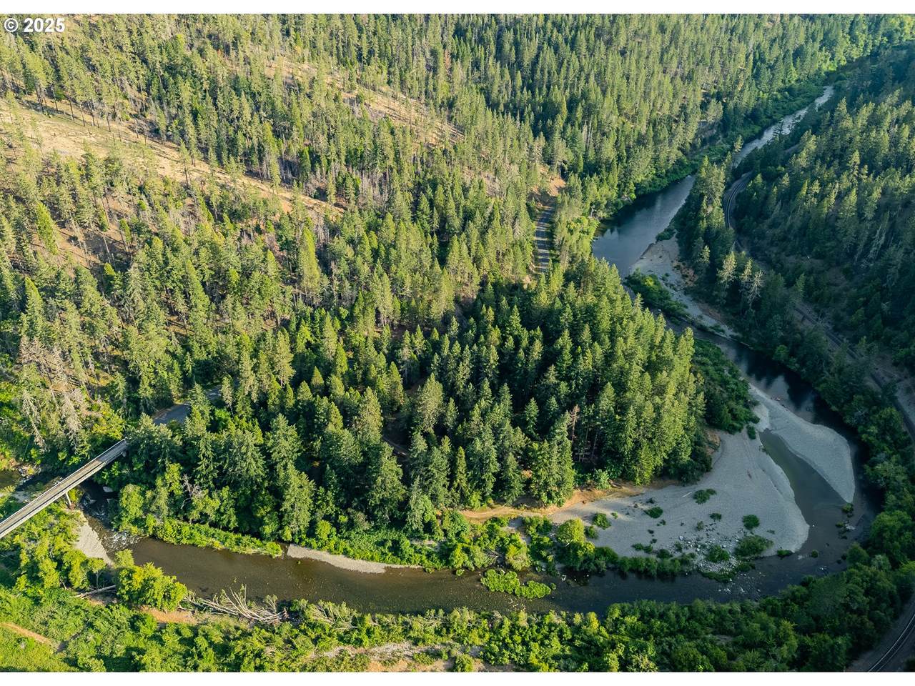 5925 Cow Creek Rd - Photo 1