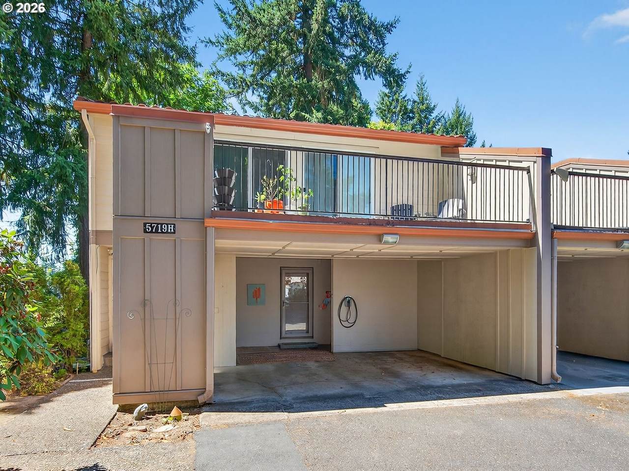 5719 Hazel Dell Ave - Photo 1