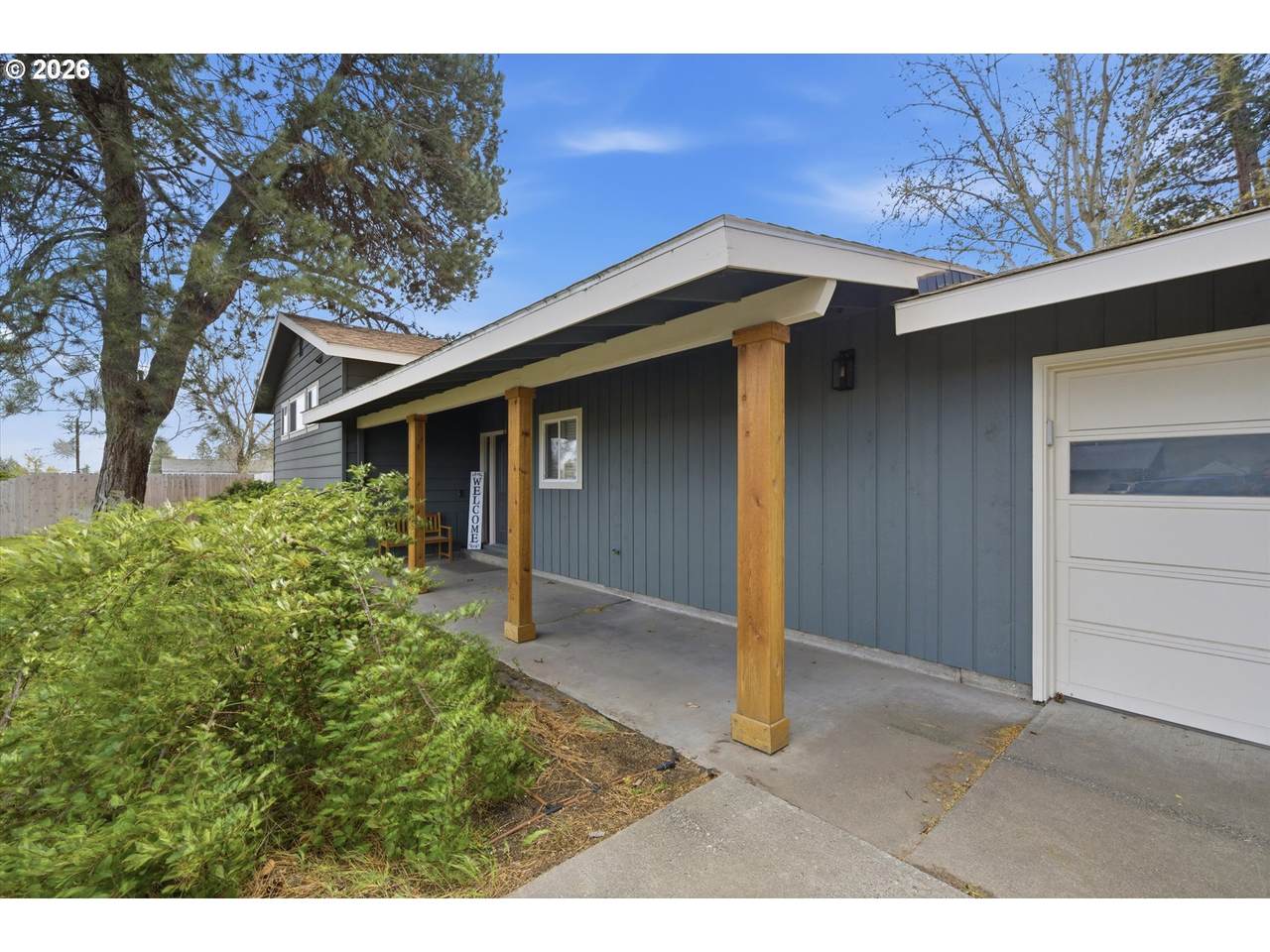 https://bt-photos.global.ssl.fastly.net/portland/1280_boomver_1_667922260-2.jpg