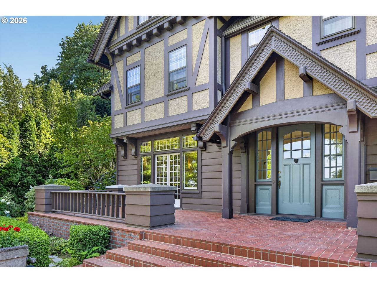 https://bt-photos.global.ssl.fastly.net/portland/1280_boomver_1_668608473-2.jpg