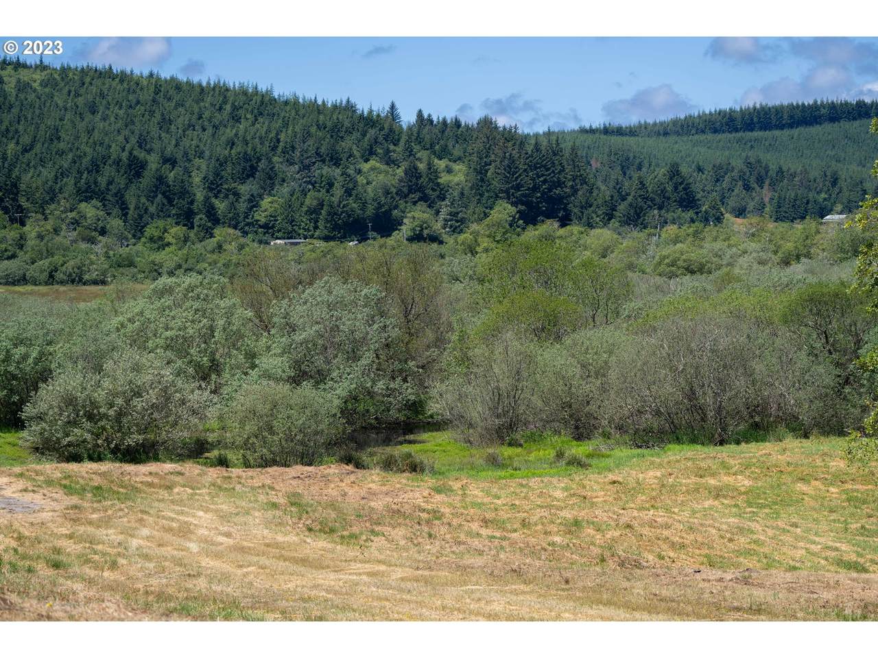 https://bt-photos.global.ssl.fastly.net/portland/1280_boomver_1_672175681-2.jpg