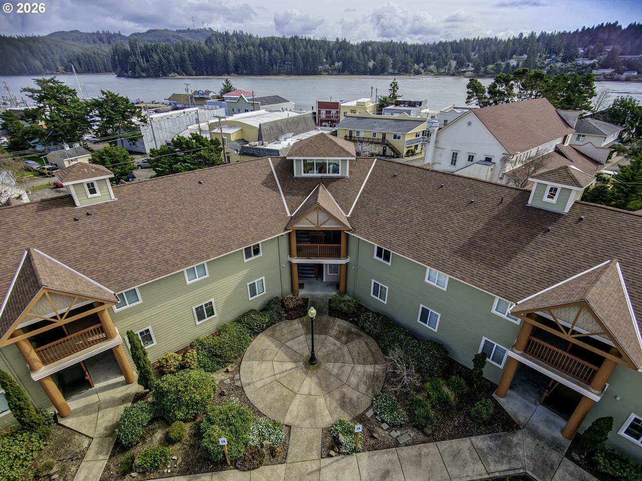 https://bt-photos.global.ssl.fastly.net/portland/1280_boomver_1_672611193-2.jpg