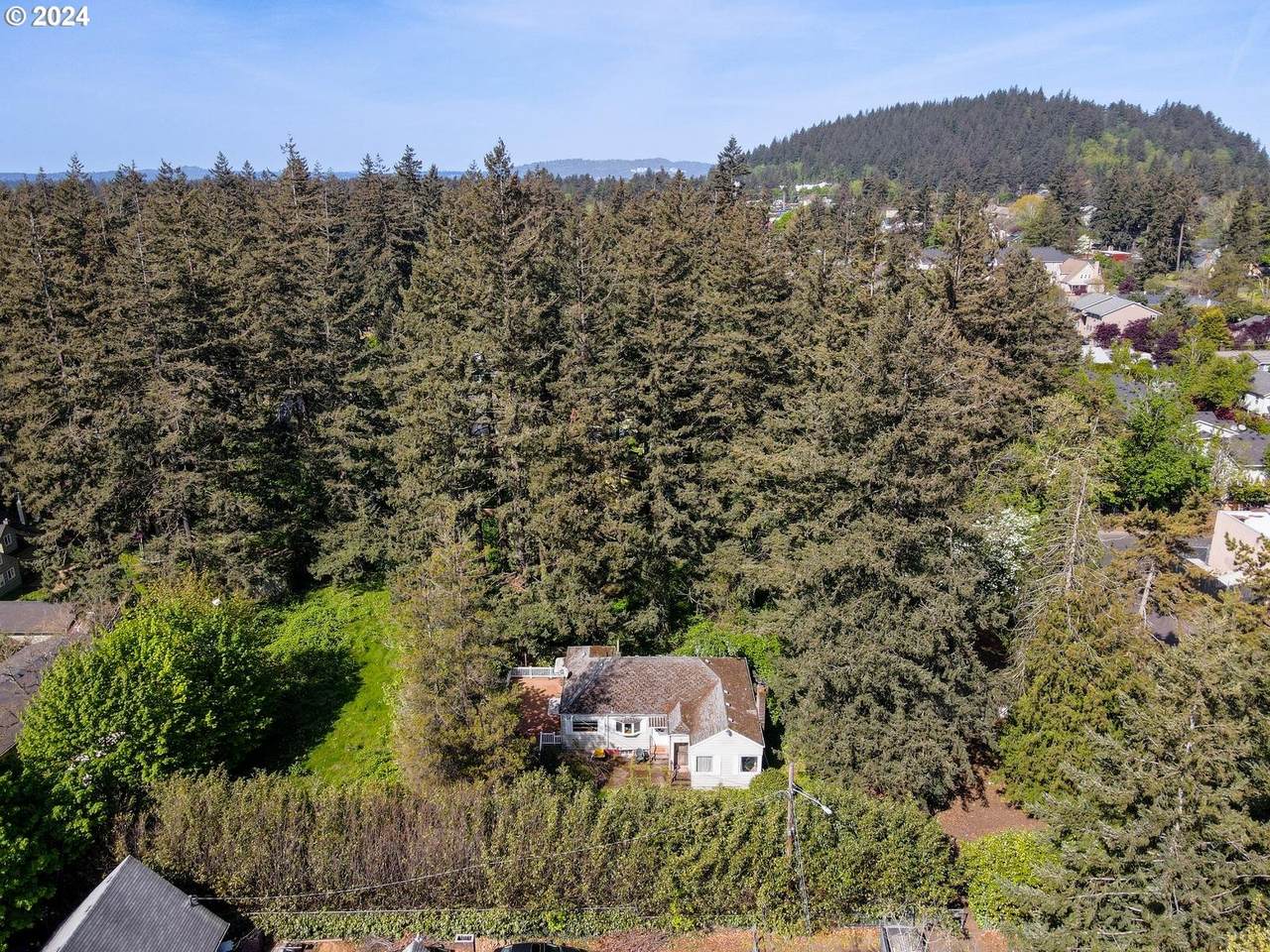 https://bt-photos.global.ssl.fastly.net/portland/1280_boomver_1_673002211-2.jpg