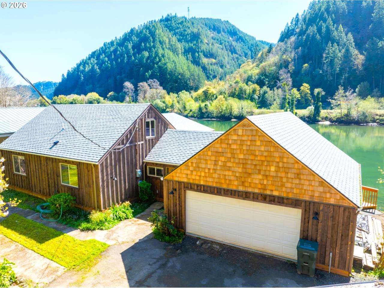 https://bt-photos.global.ssl.fastly.net/portland/1280_boomver_1_673058811-2.jpg