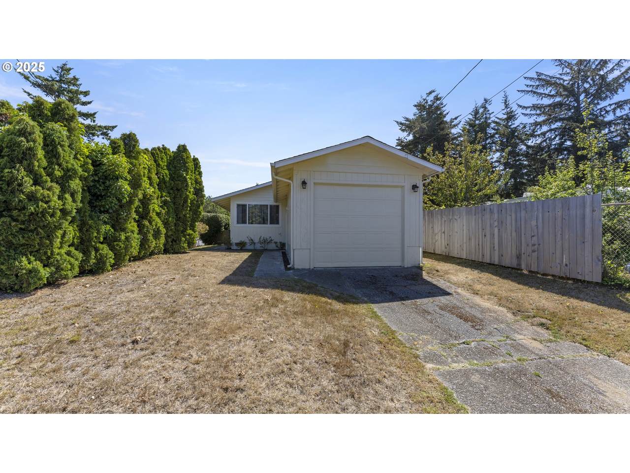 763 Wasson St - Photo 1