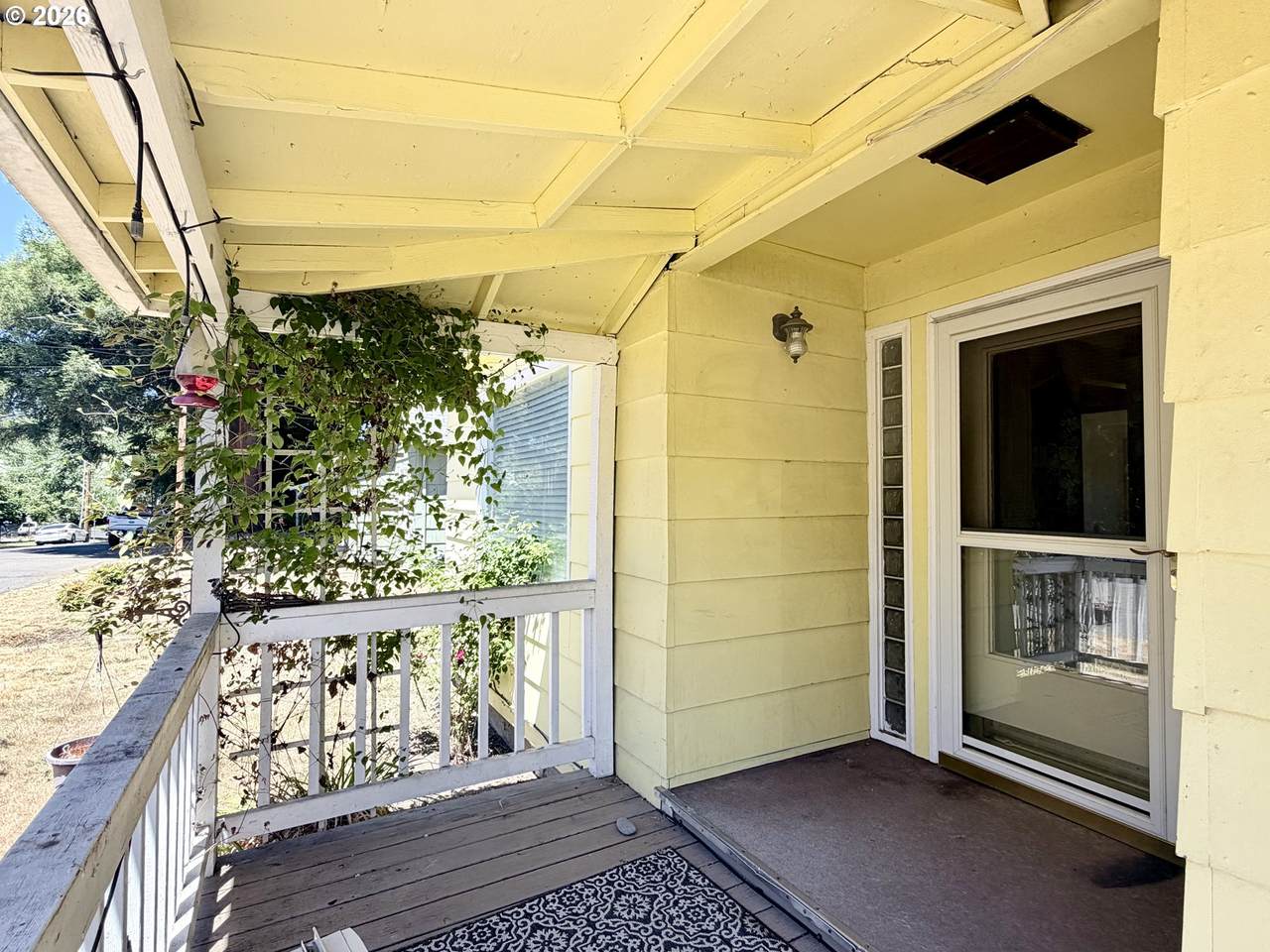 https://bt-photos.global.ssl.fastly.net/portland/1280_boomver_1_674550171-2.jpg