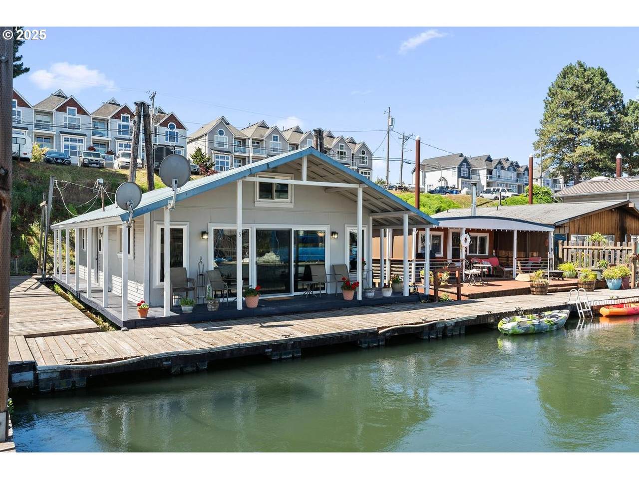 535 Bridgeton Rd - Photo 1