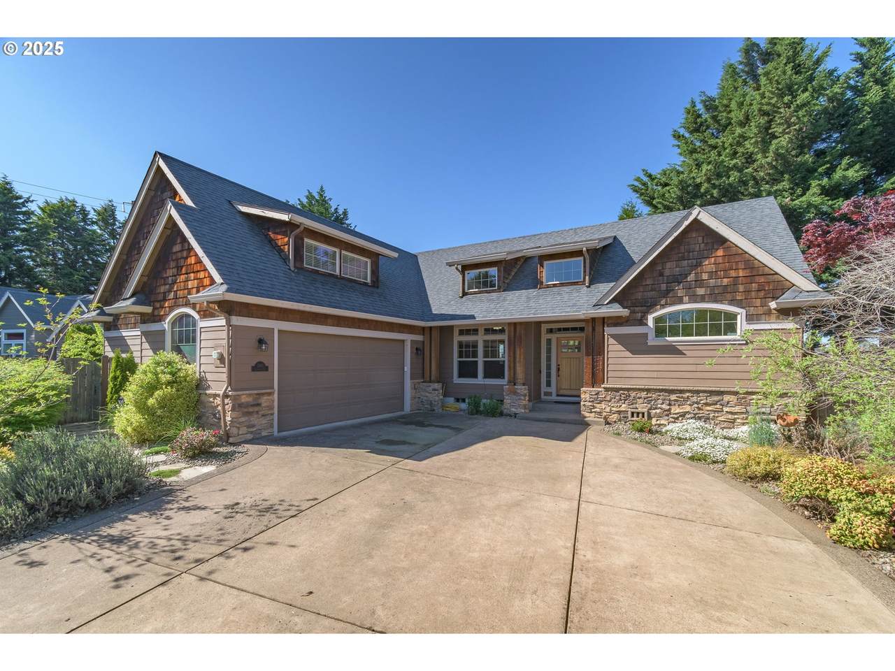 2610 Crowther Dr - Photo 1