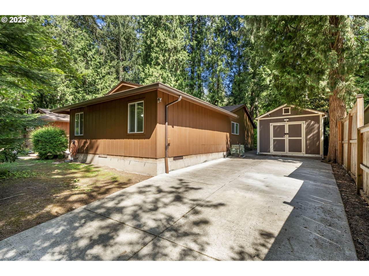 https://bt-photos.global.ssl.fastly.net/portland/1280_boomver_1_679677614-2.jpg