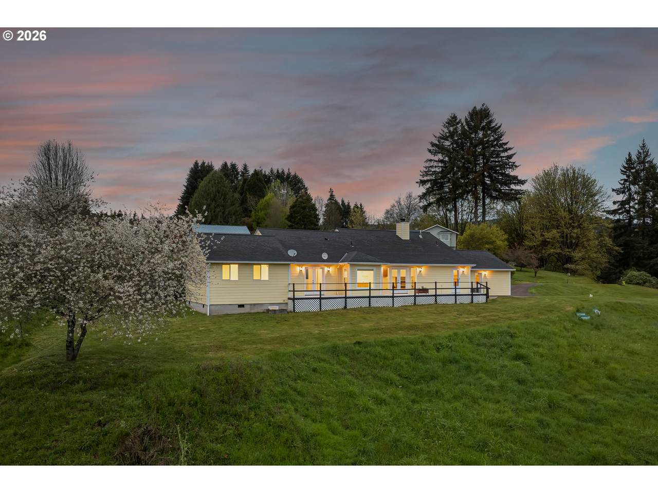 https://bt-photos.global.ssl.fastly.net/portland/1280_boomver_1_679893382-2.jpg
