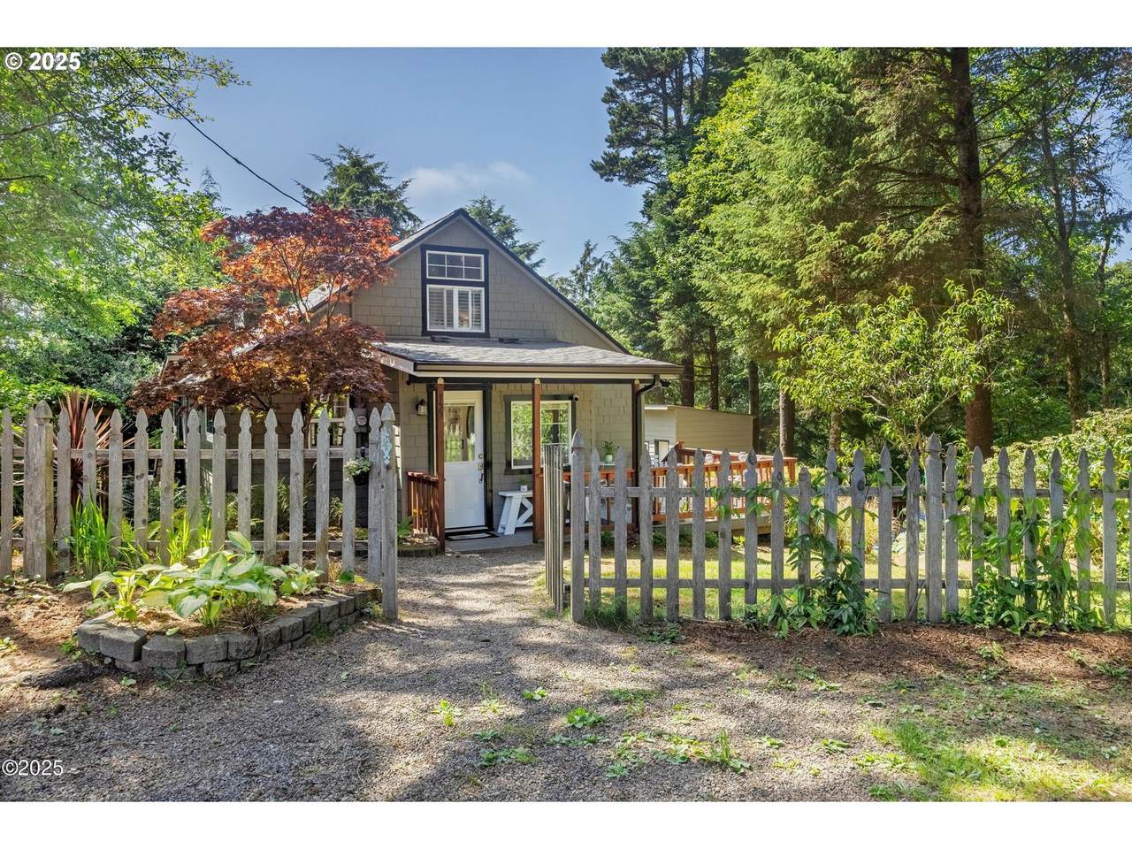 155 Hazelton Ave - Photo 1