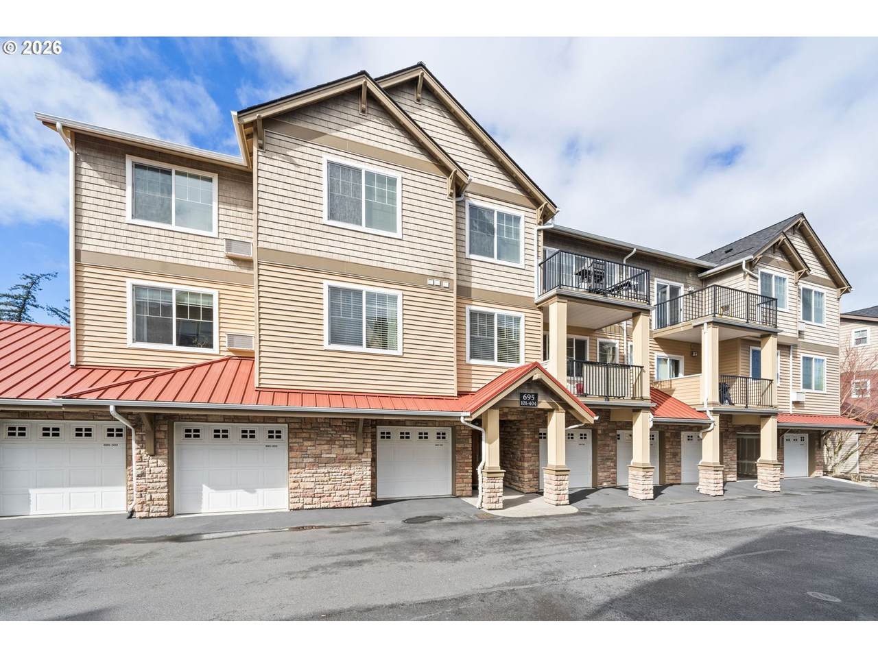 695 Falling Waters Ln - Photo 1