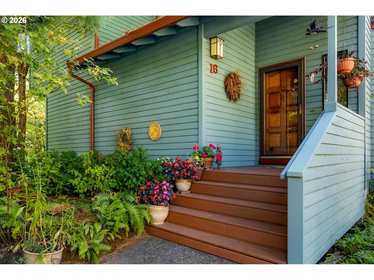 https://bt-photos.global.ssl.fastly.net/portland/1280_boomver_1_680627134-2.jpg