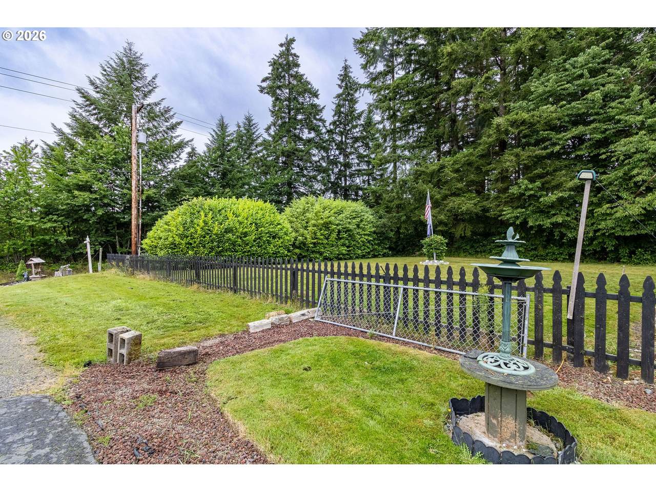 https://bt-photos.global.ssl.fastly.net/portland/1280_boomver_1_680651613-2.jpg