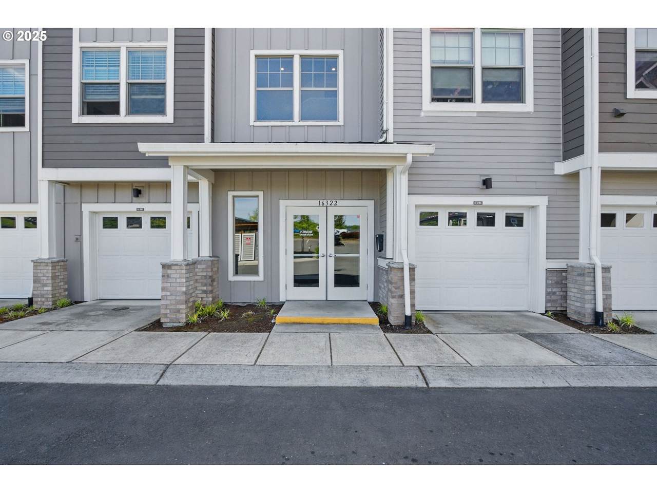 16322 Chadwick Way - Photo 1