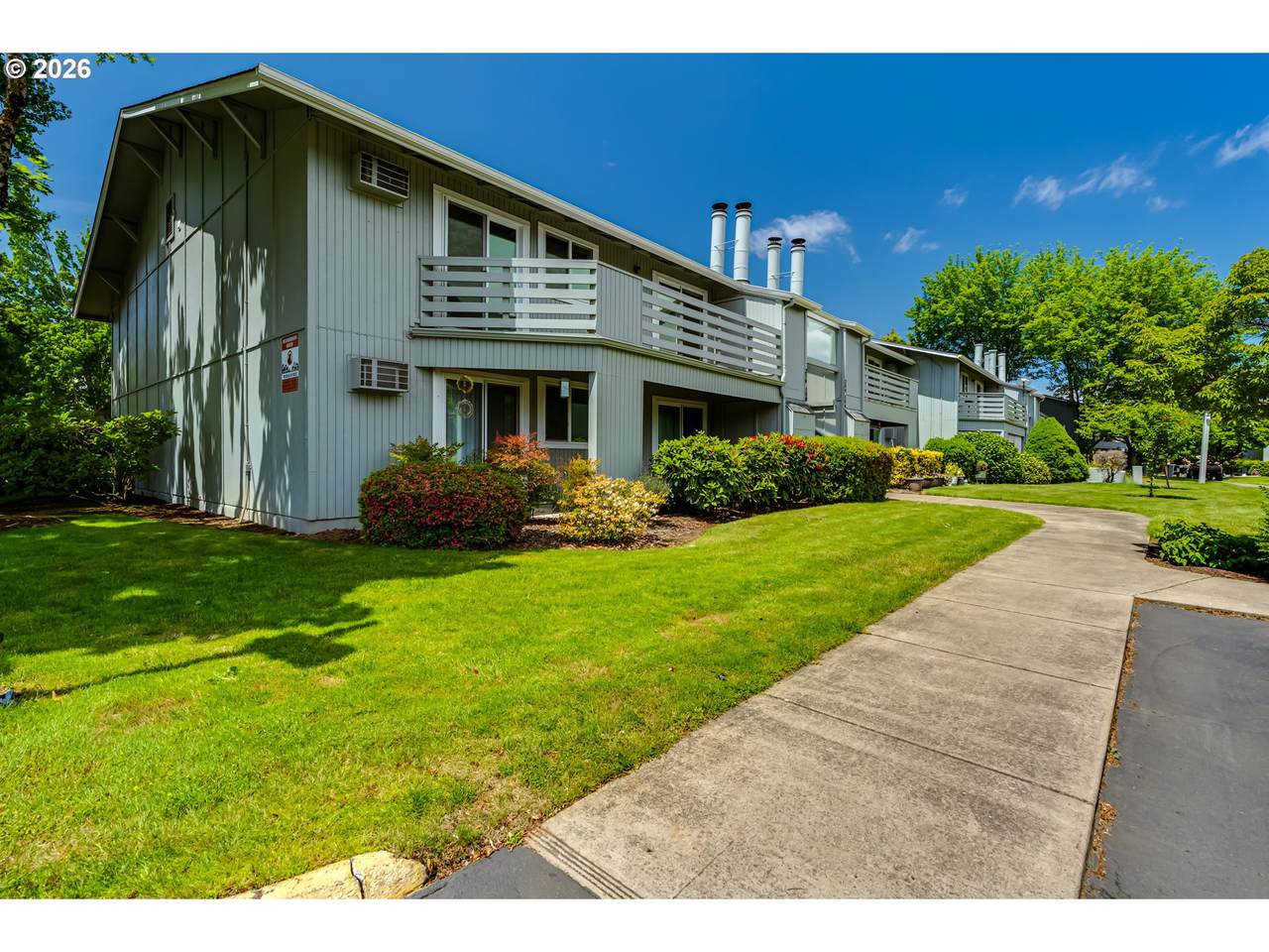 650 Harlow Rd - Photo 1