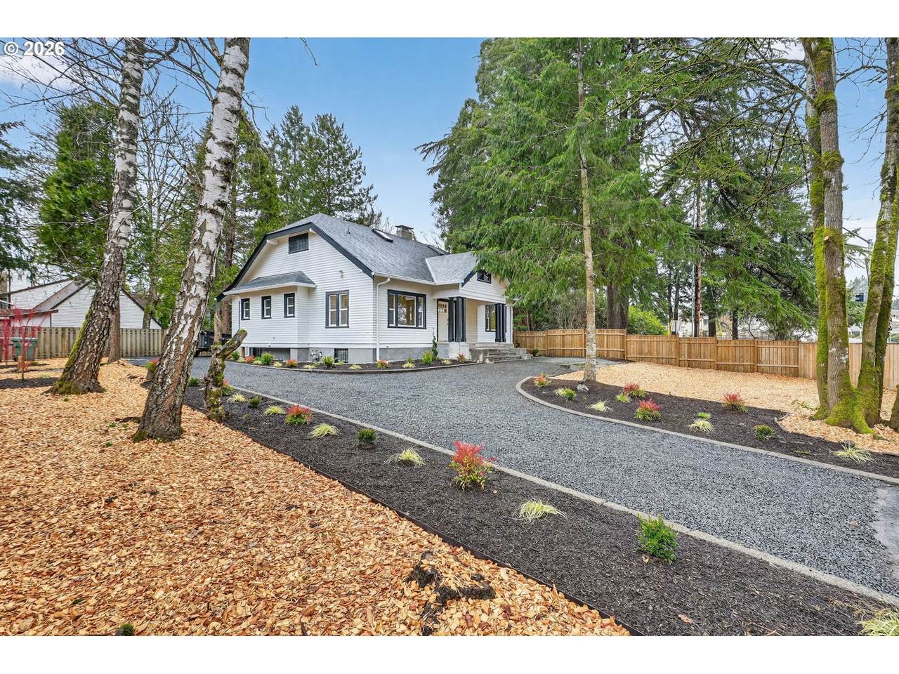 https://bt-photos.global.ssl.fastly.net/portland/1280_boomver_1_682446331-2.jpg