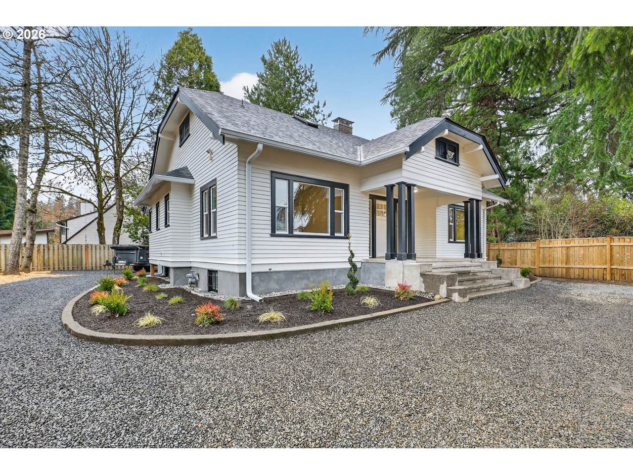 https://bt-photos.global.ssl.fastly.net/portland/1280_boomver_1_682446331-2.jpg