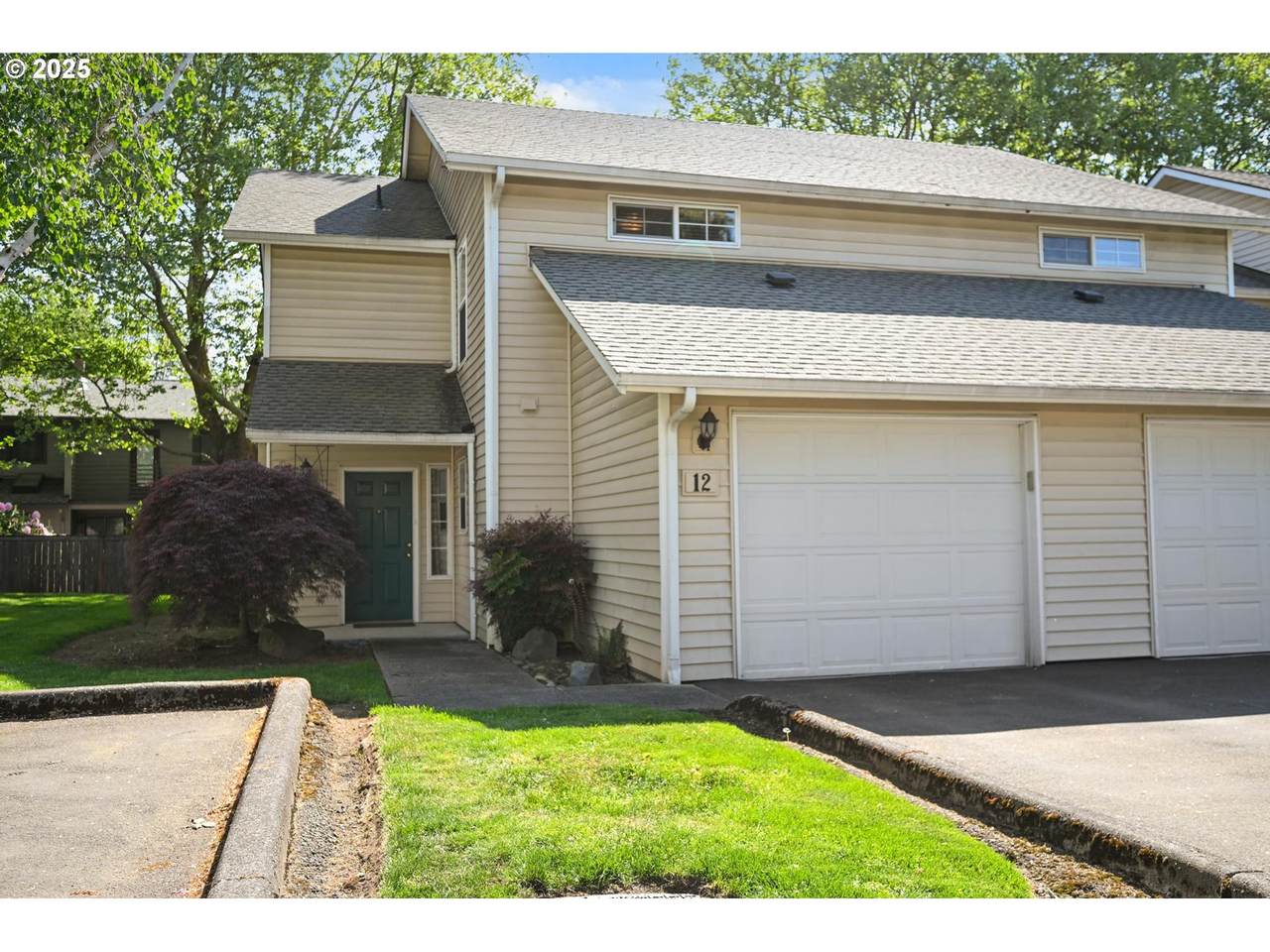 4701 77TH Ave - Photo 1