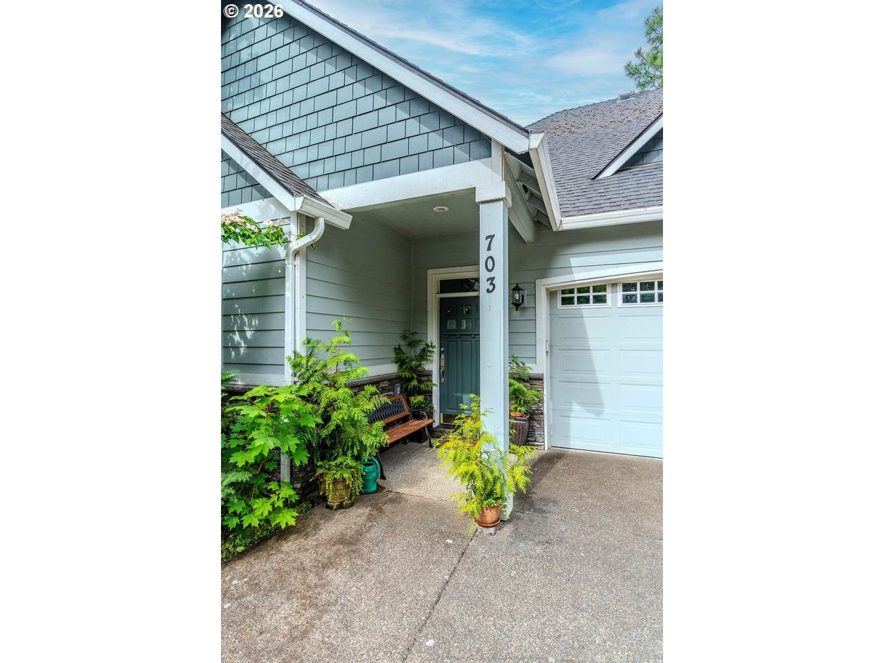 https://bt-photos.global.ssl.fastly.net/portland/orig_boomver_1_688013197-2.jpg