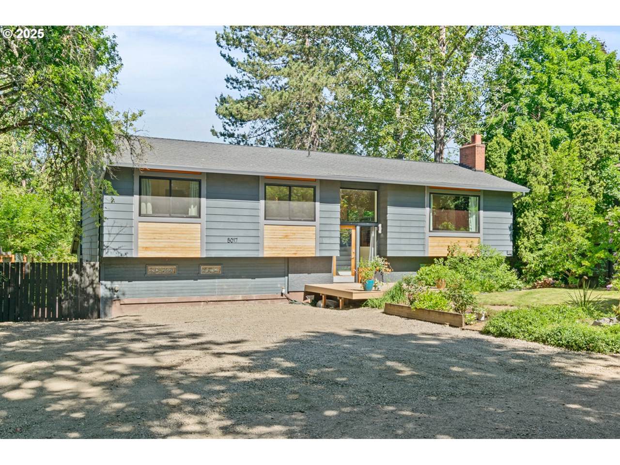 5017 Fairvale Ct - Photo 1