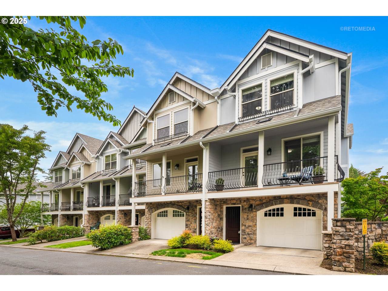 1902 48TH Way - Photo 1