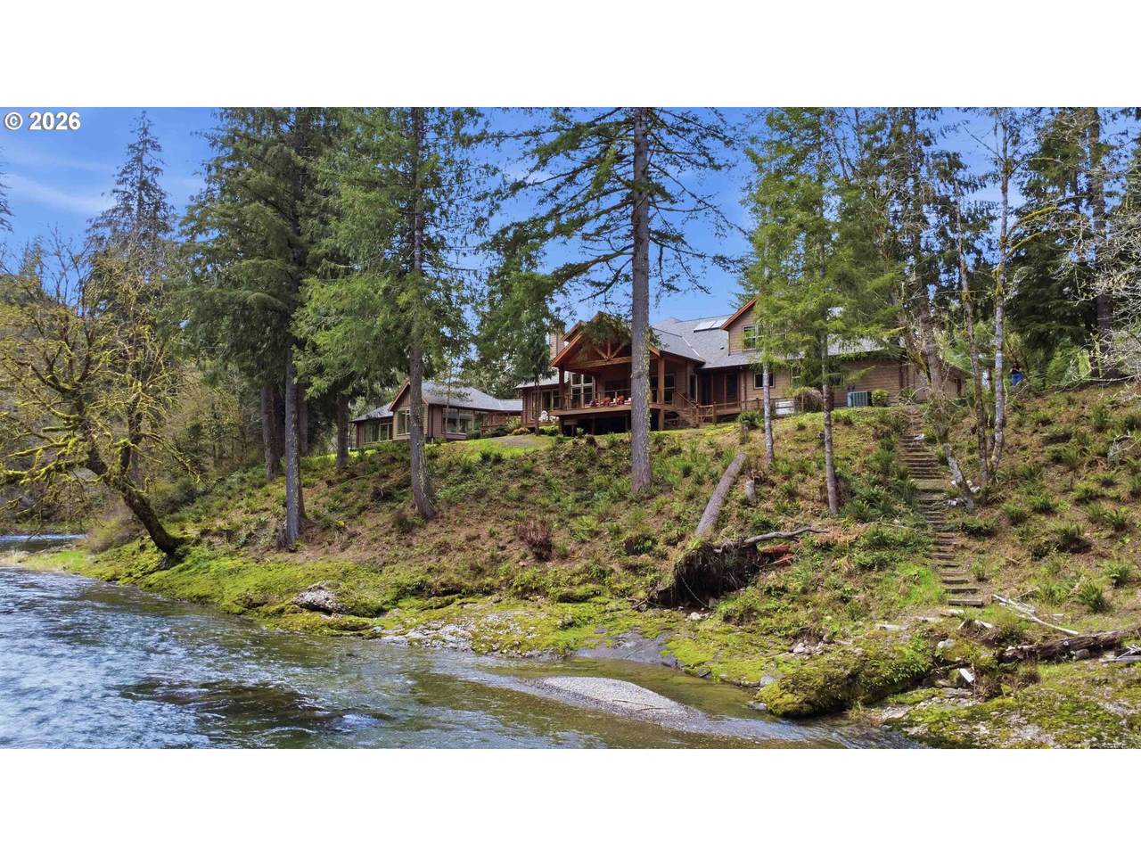https://bt-photos.global.ssl.fastly.net/portland/1280_boomver_1_689494278-2.jpg