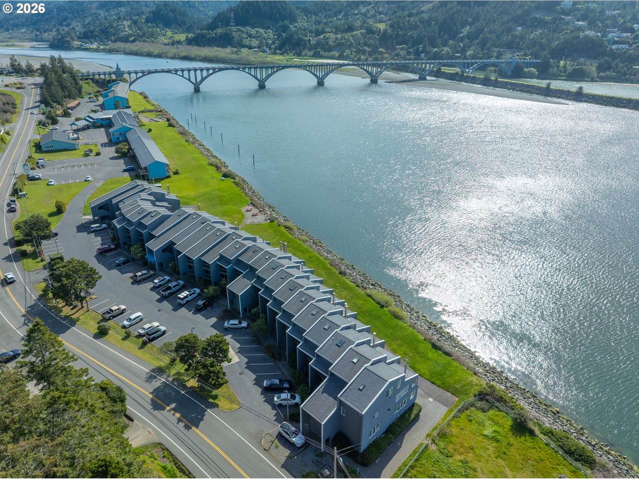 https://bt-photos.global.ssl.fastly.net/portland/1280_boomver_1_689603100-2.jpg