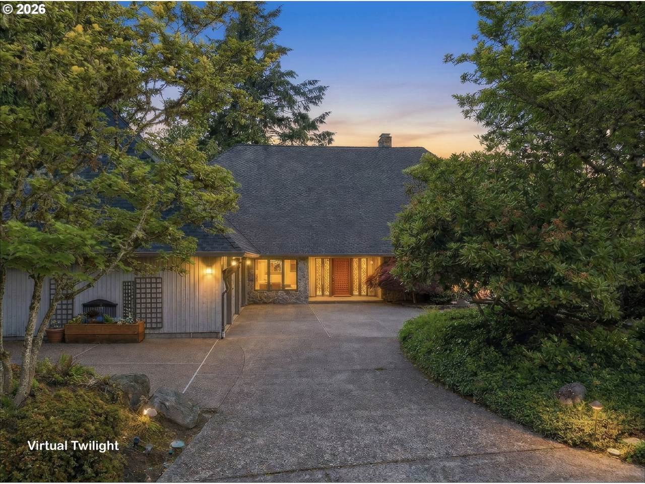 2495 Palisades Crest Dr - Photo 1