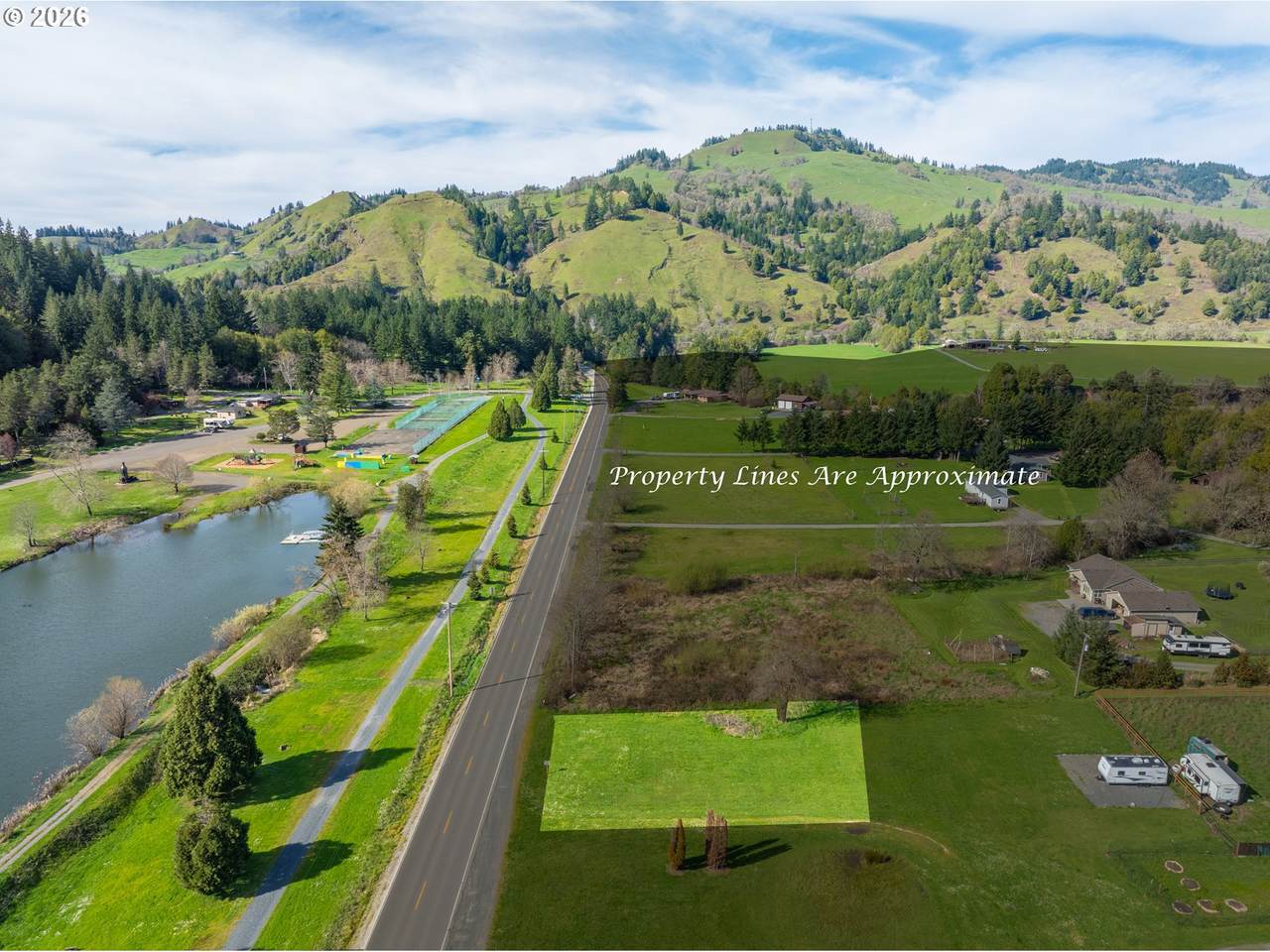 https://bt-photos.global.ssl.fastly.net/portland/1280_boomver_1_690499158-2.jpg