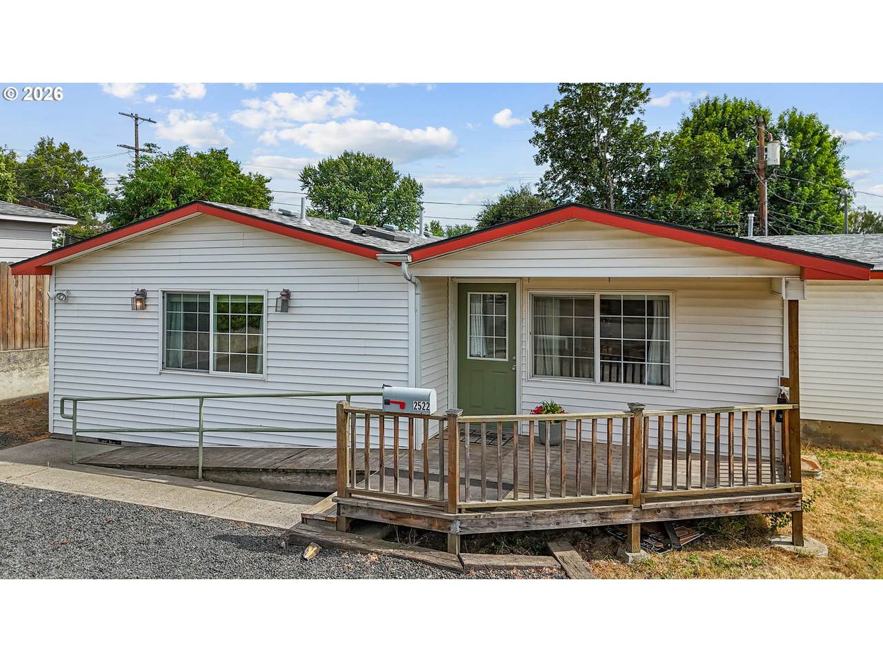 2522 Marshall Ave - Photo 1