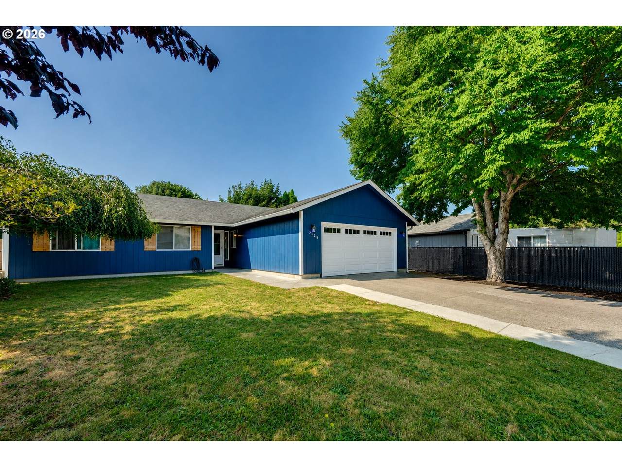 2129 Dahlia St - Photo 1