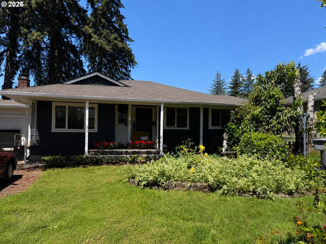 1905 Willamette Ave - Photo 1