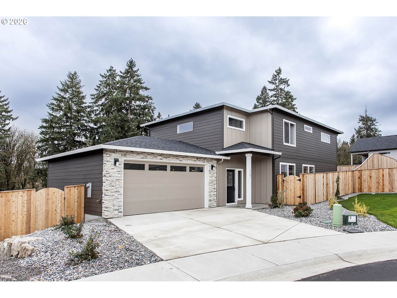 1101 111TH Cir - Photo 1