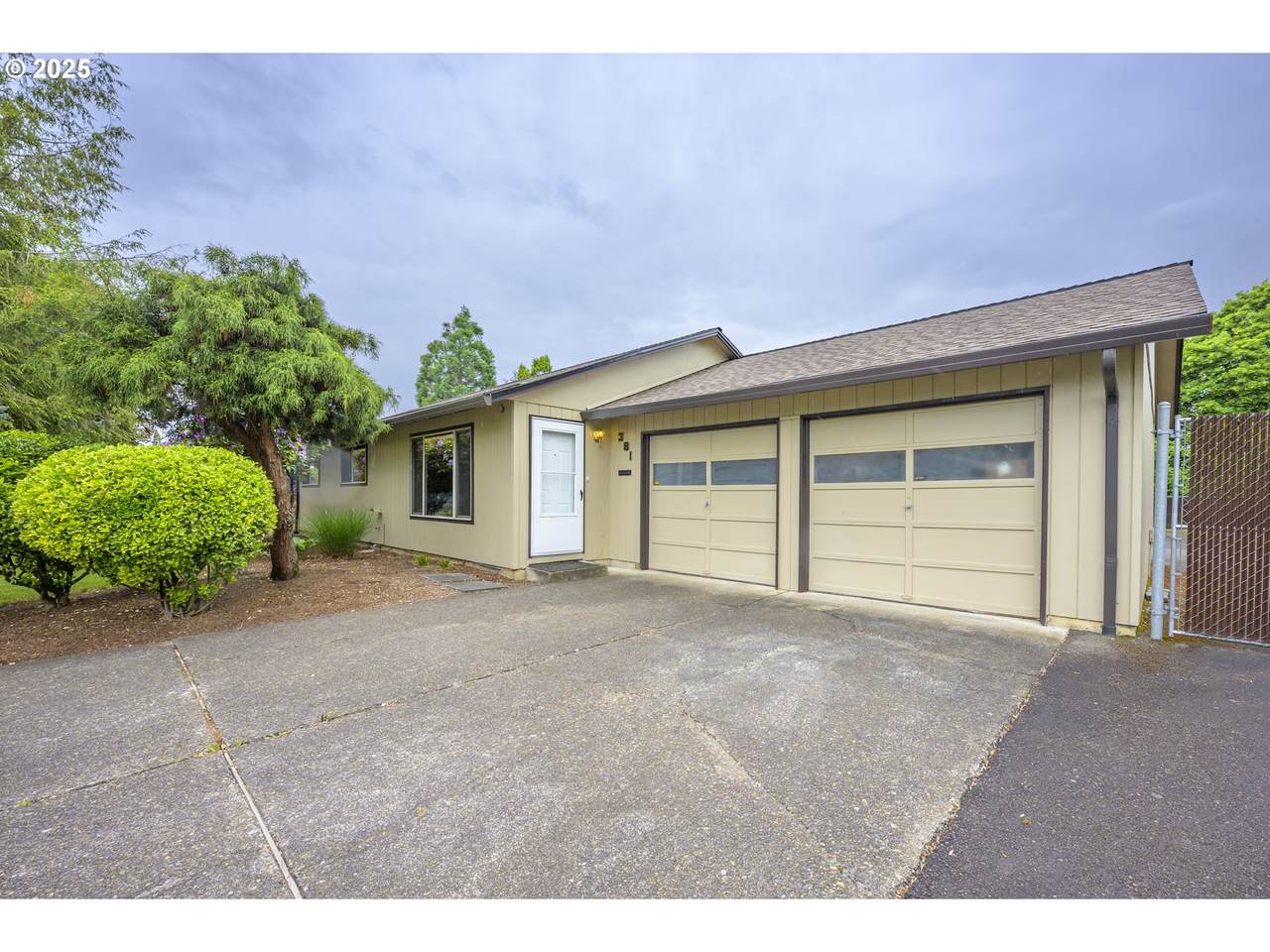 381 37TH Ave - Photo 1