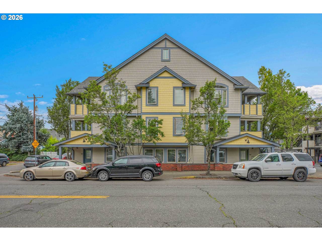 9837 Irving St - Photo 1