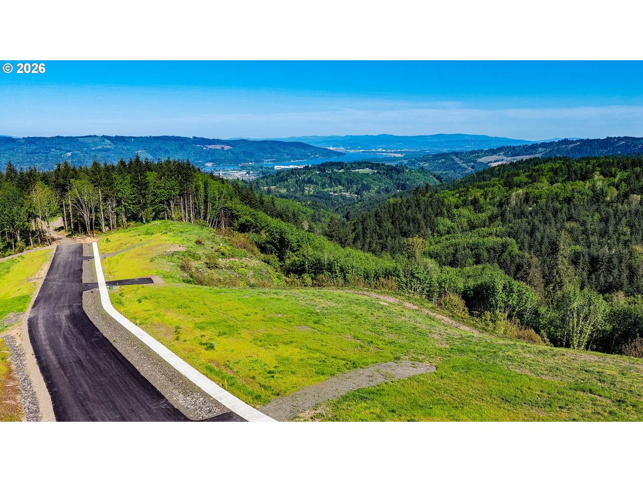 https://bt-photos.global.ssl.fastly.net/portland/1280_boomver_1_696393563-2.jpg